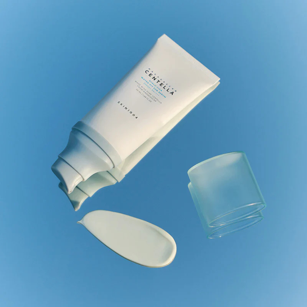 SKIN1004 Madagascar Centella Hyalu-Cica Water-Fit Sun Serum SPF50+ PA++++ - Солнцезащитная сыворотка 50мл
