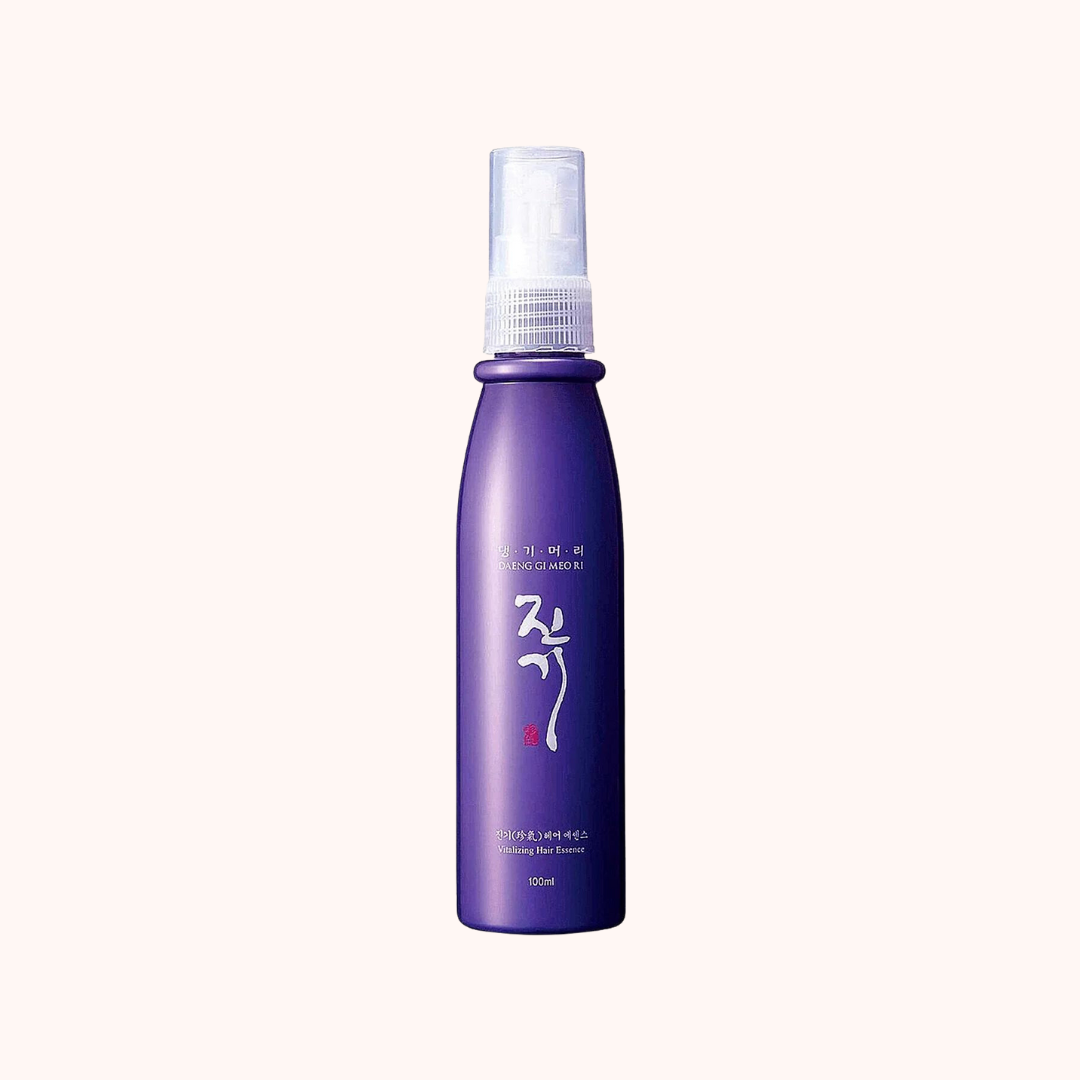 A bottle of Daeng Gi Meo Ri Vitalizing Hair Essence, 100ml.