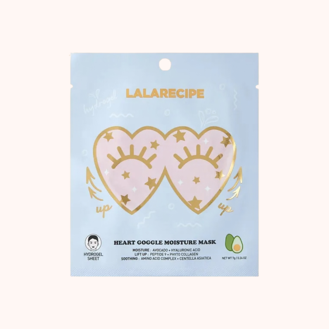 Heart-shaped moisture mask packaging with &